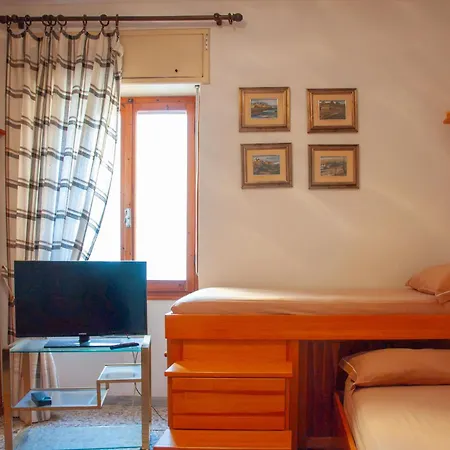Guesthost - Comfy Near The Sea Apartman Alghero