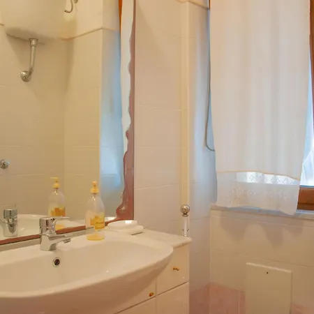 Apartman Guesthost - Comfy Near The Sea *